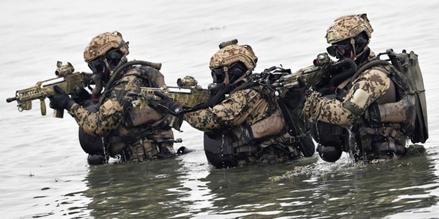 Đức đang tập trung đào tạo quân đội chuyên nghiệp