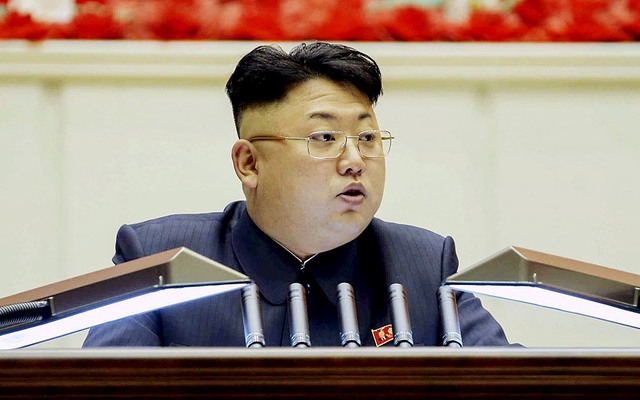 Nhà lãnh đạo Triều Tiên Kim Jong-un xuất hiện với mái tóc mới cắt tại một buổi họp của đảng Lao động Triều Tiên ở thủ đô Bình Nhưỡng.