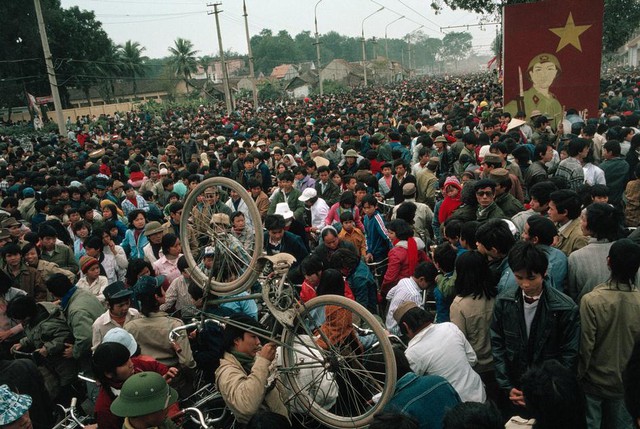 Chợ tết năm 1989.