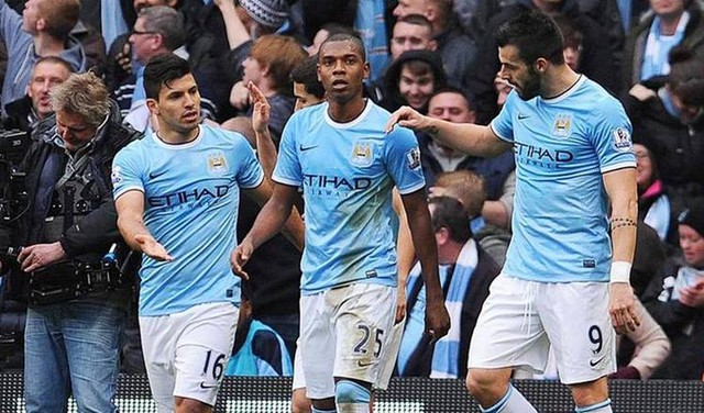 Aguero và Fernandinho sẽ bỏ lỡ 2 trận gặp Chelsea và Barcelona tới