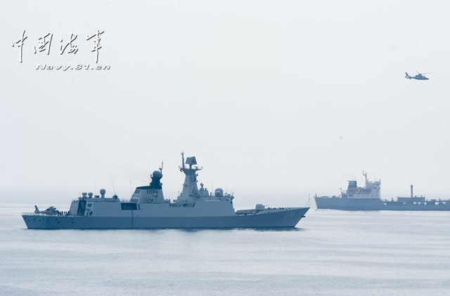 Khinh hạm Type 054A Diêm Thành (546) trong cuộc tập trận chung với Hải quân Nga tại vịnh Peter Đại Đế gần Vladivostok năm 2013