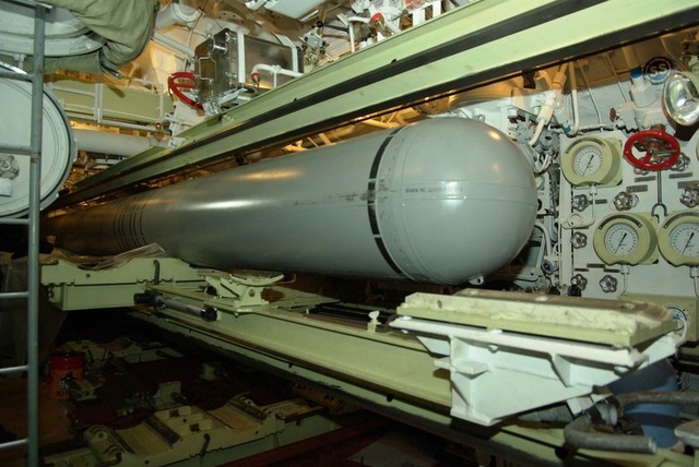 Cận cảnh vị trí đặt tên lửa Klub-S bên trong tàu ngầm Kilo của nước ngoài.