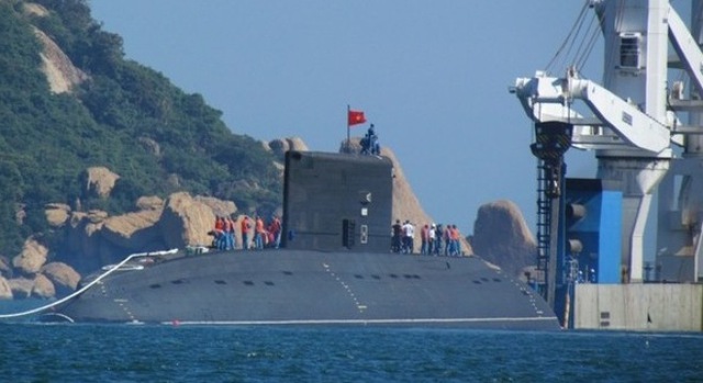 Tàu ngầm Kilo Hà Nội