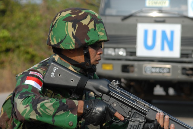 Quân phục ngụy trang họa tiết DPM cũ của lục quân Indonesia.