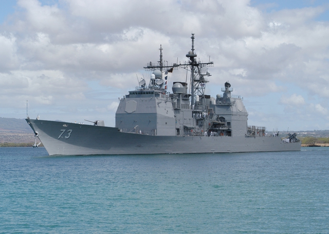 Tuần dương hạm USS Port Royal (CG-73) lớp Ticonderoga.