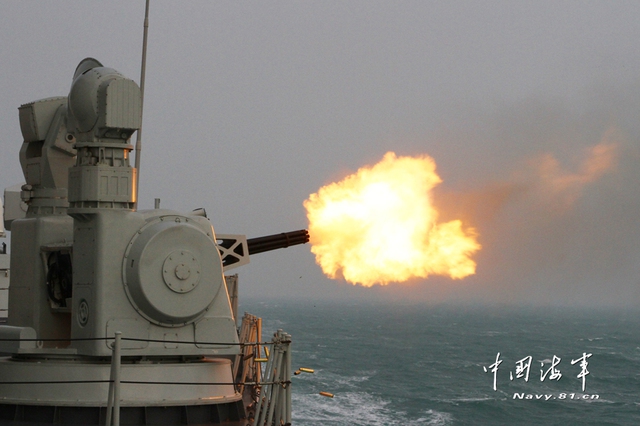  	Đặc biệt, khinh hạm Xuzhou (số hiệu 530) đã sử dụng pháo phòng không bắn hạ mục tiêu ngay từ loạt đạn đầu.