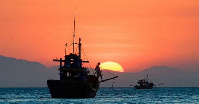 Ra lệnh cấm đánh cá ở Biển Đông