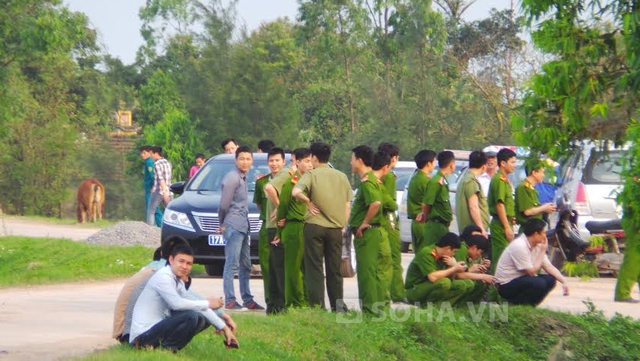 Nhận được tin báo của phóng viên, chỉ sau 20 phút đích thân giám đốc công an tỉnh Thái Bình đã có mặt để giải quyết vụ việc.