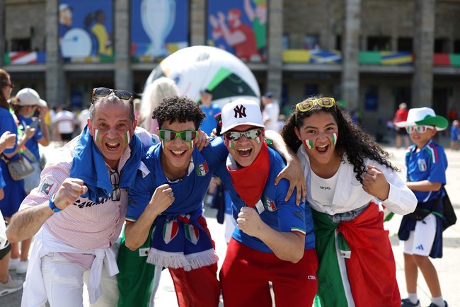 Thụy Sĩ 2-0 Italia: Thất bại xứng đáng của đội tuyển Italia- Ảnh 19.