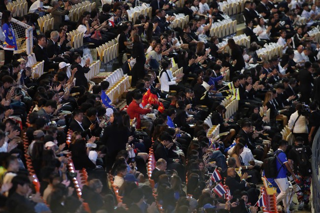 Diễn biến lễ khai mạc SEA Games 33: Ban tổ chức hiển thị sai bản đồ Việt Nam, nhầm quốc kỳ Indonesia - Ảnh 15.