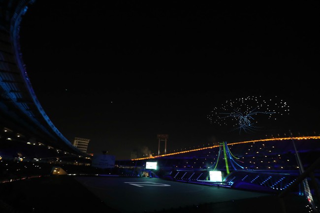 Diễn biến lễ khai mạc SEA Games 33: Ban tổ chức hiển thị sai bản đồ Việt Nam, nhầm quốc kỳ Indonesia - Ảnh 11.