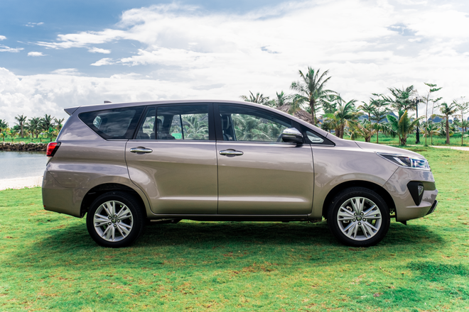 Khám phá Toyota Innova 2020 mới giá từ 750 triệu đồng - Ảnh 4.