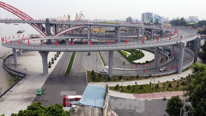 Cận cảnh cây cầu Cánh chim biển của thành phố Hải Phòng - Ảnh 4.