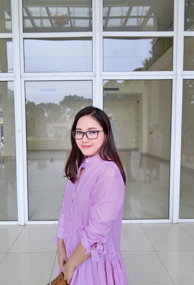 Thùy Chi bất ngờ Nam tiến, thay đổi ngoại hình, hợp tác với Trấn Thành - Ảnh 6. Thùy Chi bất ngờ Nam tiến, thay đổi ngoại hình, hợp tác với Trấn Thành - Ảnh 6.