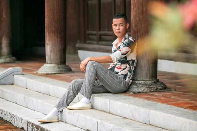 Bạn trai đến tán tỉnh con gái Hiệp Gà và cái kết chạy mất dép - Ảnh 5. Bạn trai đến tán tỉnh con gái Hiệp Gà và cái kết chạy mất dép - Ảnh 5.