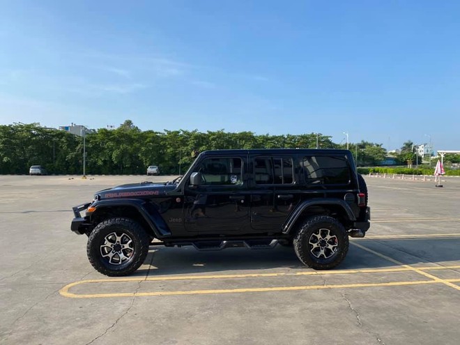 Tậu hàng khủng Jeep Wrangler Rubicon rồi bán sau 1 năm, chủ xe lỗ ngay 1 tỷ đồng dù mới chạy 7.000km - Ảnh 5.