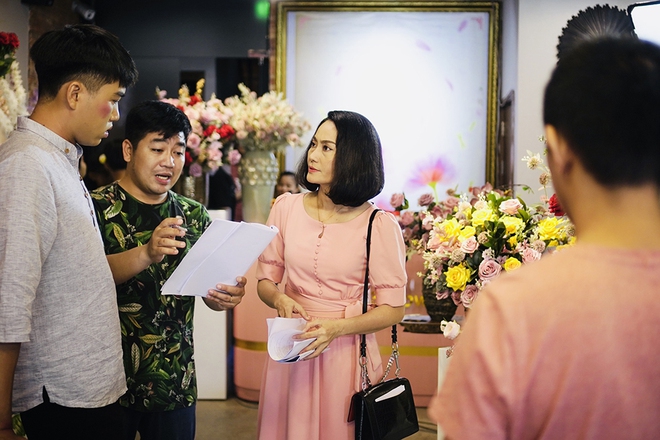 Đạo diễn Trác Huỳnh Nhựt Tân được NSƯT Hạnh Thúy khen ngợi - Ảnh 2. Đạo diễn Trác Huỳnh Nhựt Tân được NSƯT Hạnh Thúy khen ngợi - Ảnh 2.
