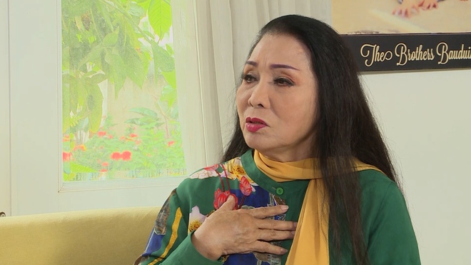 NSND Bạch Tuyết: Trẻ trung ở tuổi 76, quyết học lên tiến sĩ vì bị chê xướng ca vô loài - Ảnh 4. NSND Bạch Tuyết: Trẻ trung ở tuổi 76, quyết học lên tiến sĩ vì bị chê xướng ca vô loài - Ảnh 4.