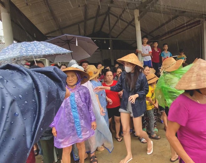 Ăn chặn 3 triệu tiền từ thiện của Thủy Tiên và bài học đắt giá cho kẻ xấu - Ảnh 4. Ăn chặn 3 triệu tiền từ thiện của Thủy Tiên và bài học đắt giá cho kẻ xấu - Ảnh 4.