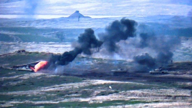 Chiến sự Armenia-Azerbaijan: Diễn biến ác liệt, thương vong khủng khiếp - TT Putin quyết ra tay dàn xếp - Ảnh 1.