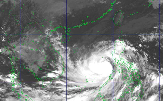 Thông tin cơn bão số 9 mới nhất: Chiều nay, cường độ bão số 9 ở cấp 12, giật cấp 15 - mức 'cuồng phong'
