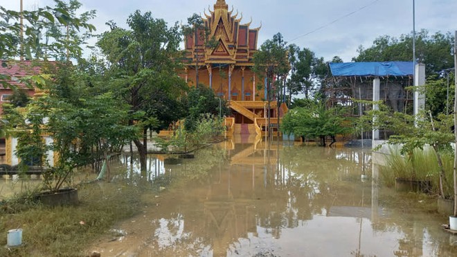 Thủ tướng Hun Sen nêu nguyên nhân lũ lụt lịch sử, chuyên gia nhắc nỗi sợ lớn nhất Campuchia - Ảnh 1.