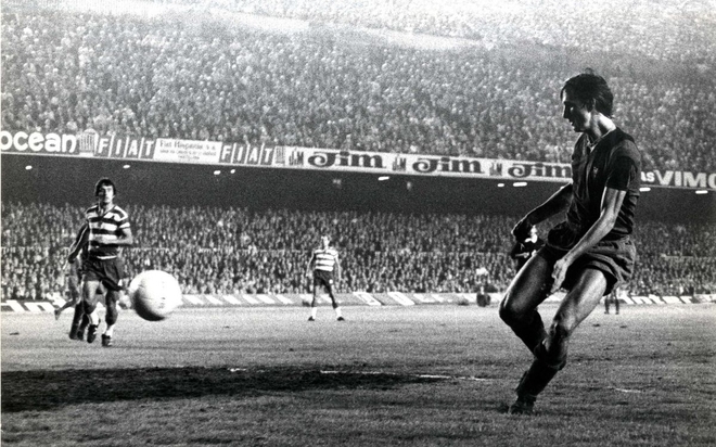 Ngày này năm xưa: Thánh Johan Cruyff ra mắt Barca - Ảnh 1.