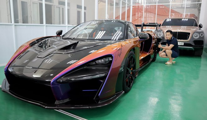 Chiều vợ như đại gia Hoàng Kim Khánh: Đích thân trang trí siêu phẩm McLaren Senna và một loạt siêu xe nhân dịp sinh nhật bà xã - Ảnh 6.