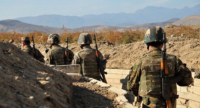 Azerbaijan tấn công đoàn xe bọc thép, hệ thống tên lửa của Armenia - TT Putin ra tuyên bố xoay chuyển chiến trường - Ảnh 1.