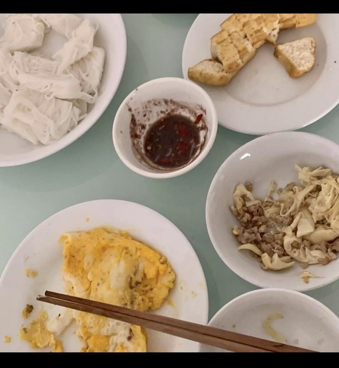 Mẹ chồng đến chăm con dâu ở cữ, nàng dâu ngậm ngùi nhìn hai mâm cơm khác biệt lúc chồng ở nhà và đi vắng - Ảnh 2. Mẹ chồng đến chăm con dâu ở cữ, nàng dâu ngậm ngùi nhìn hai mâm cơm khác biệt lúc chồng ở nhà và đi vắng - Ảnh 2.