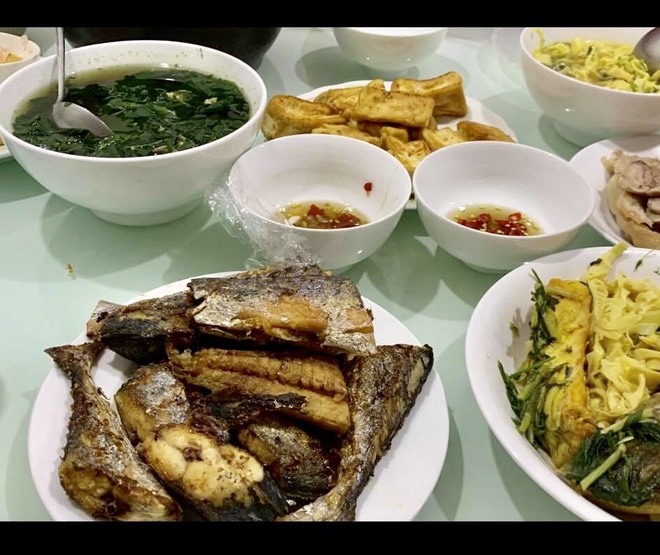 Mẹ chồng đến chăm con dâu ở cữ, nàng dâu ngậm ngùi nhìn hai mâm cơm khác biệt lúc chồng ở nhà và đi vắng - Ảnh 3. Mẹ chồng đến chăm con dâu ở cữ, nàng dâu ngậm ngùi nhìn hai mâm cơm khác biệt lúc chồng ở nhà và đi vắng - Ảnh 3.