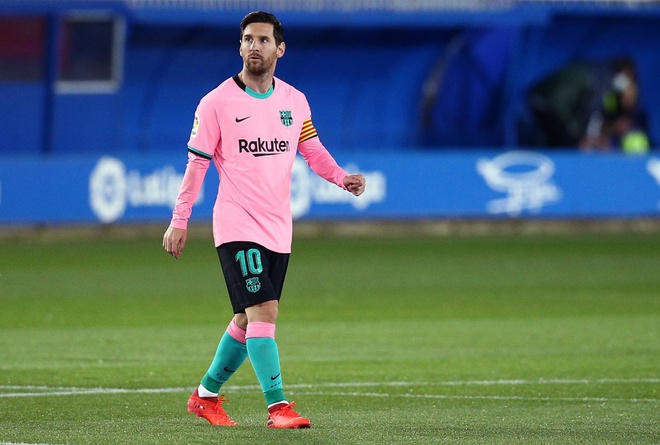 Messi không cứu nổi sai lầm tai hại của thủ môn Barca; Chelsea chung vui với Liverpool - Ảnh 1. Messi không cứu nổi sai lầm tai hại của thủ môn Barca; Chelsea chung vui với Liverpool - Ảnh 1.