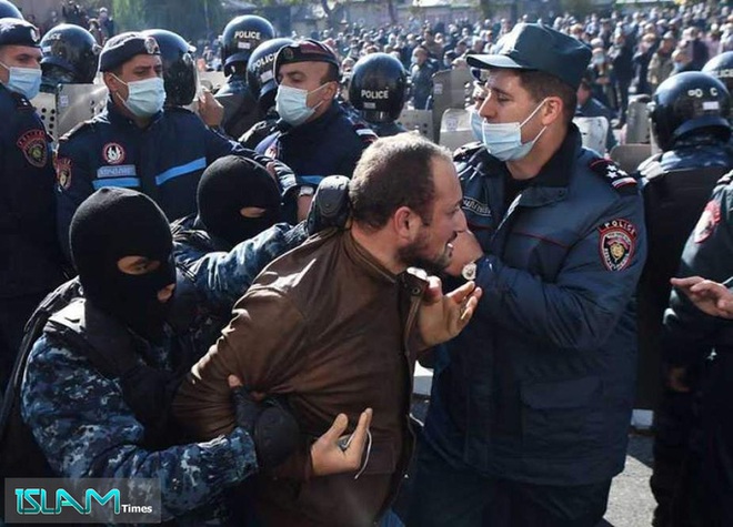 Thỏa thuận ngừng bắn Nagorno-Karabakh: Tiệc tùng ở Azerbaijan và lửa hận ở Armenia  - Ảnh 1.