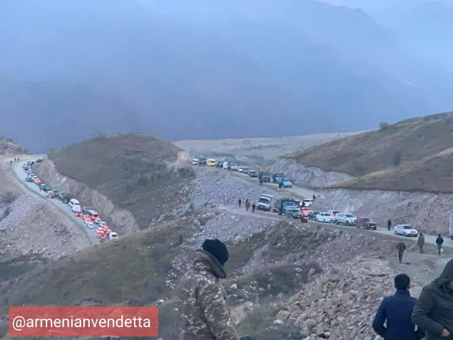 Chiến sự Azerbaijan và Armenia: Thêm 1.000 binh sĩ Armenia thiệt mạng, con số kinh hoàng - Tổng thống Putin cao tay, ra đòn kịp thời - Ảnh 1.
