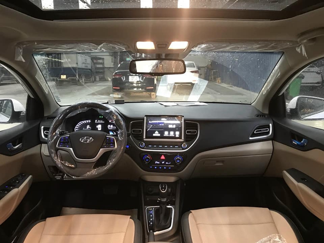 Lộ diện Hyundai Accent 2021 vừa về đại lý, “ngáng đường” Toyota Vios - Ảnh 7.