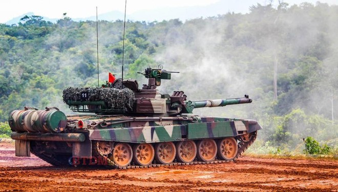Mãn nhãn màn khai hỏa của ‘vua tăng’ PT-91M Pendekar Lục quân Malaysia - Ảnh 2.