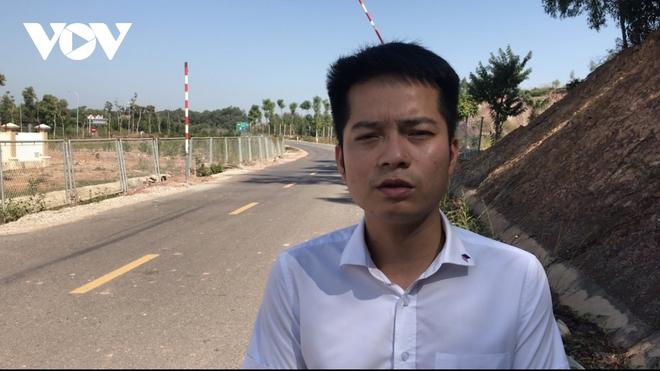 “Bất lực” nhìn đường gom 60 tỷ cao tốc Bắc Giang - Lạng Sơn bị “cày” nát - Ảnh 5.