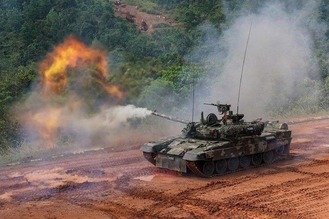 Mãn nhãn màn khai hỏa của ‘vua tăng’ PT-91M Pendekar Lục quân Malaysia - Ảnh 9.