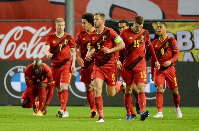 Người nhện Courtois phá lưới nhà, Bỉ vượt Đan Mạch giành vé vàng bán kết Nations League - Ảnh 2.