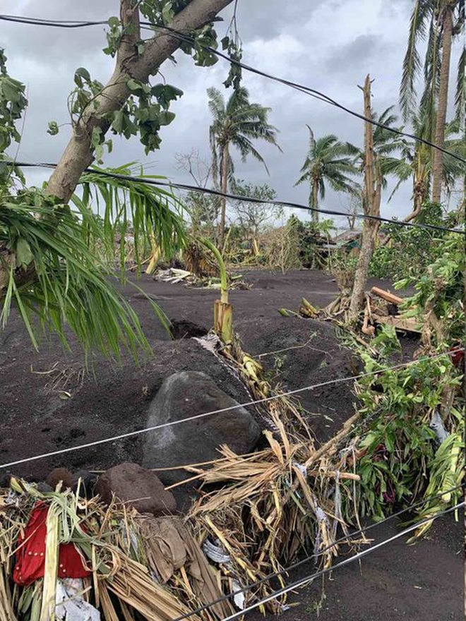 Bão Goni tha Manila, Philippines hứng tiếp cơn bão mới - Ảnh 1.