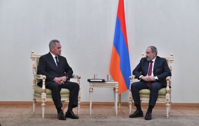 Tình tiết lạ khi Armenia tiếp đoàn 2 Sergei của Nga: Sự cố hay hành động có chủ đích? - Ảnh 2.