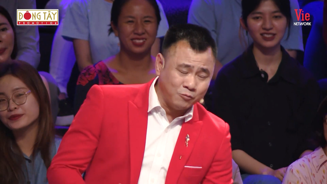MC Lại Văn Sâm: Tôi mất ngủ cả đêm, rất căng thẳng và áp lực vô cùng - Ảnh 3. MC Lại Văn Sâm: Tôi mất ngủ cả đêm, rất căng thẳng và áp lực vô cùng - Ảnh 3.