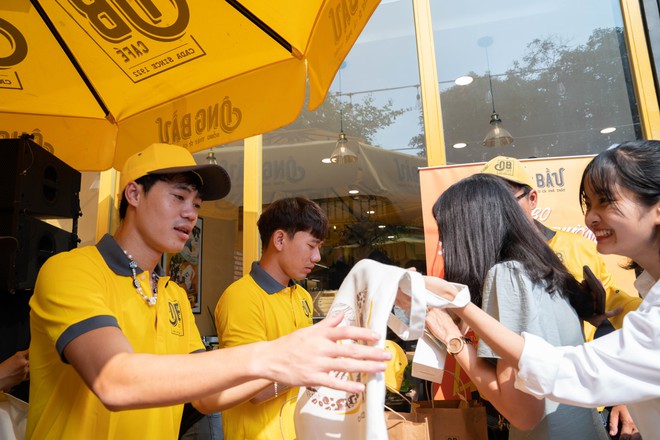 Đằng sau lời tuyên bố siêu hùng hồn của bầu Đức, là nỗi sợ thót tim của HAGL? - Ảnh 3. Đằng sau lời tuyên bố siêu hùng hồn của bầu Đức, là nỗi sợ thót tim của HAGL? - Ảnh 3.