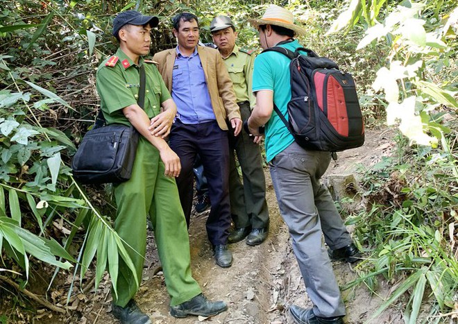 Rừng nguyên sinh bị tàn phá, gỗ lậu lọt vào nhà... Tổ trưởng bảo vệ rừng - Ảnh 6.