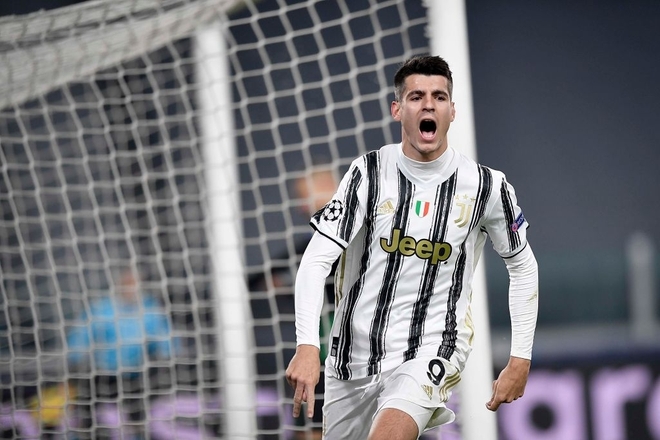 Ronaldo ghi bàn đưa Juventus vào vòng knock-out Champions League - Ảnh 11.