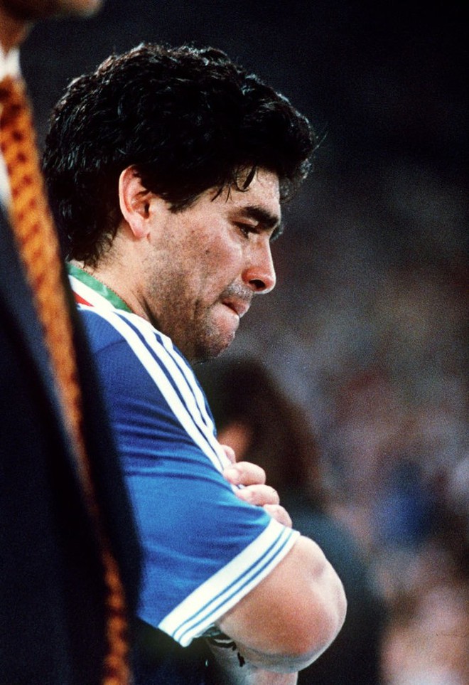 Diego Maradona: Khi người đàn ông khóc - Ảnh 2.