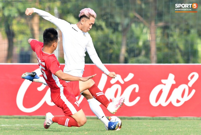 Tân binh của ĐTQG nhạt nhòa trong ngày HLV Park Hang-seo dự khán giải U21 Quốc gia - Ảnh 12.