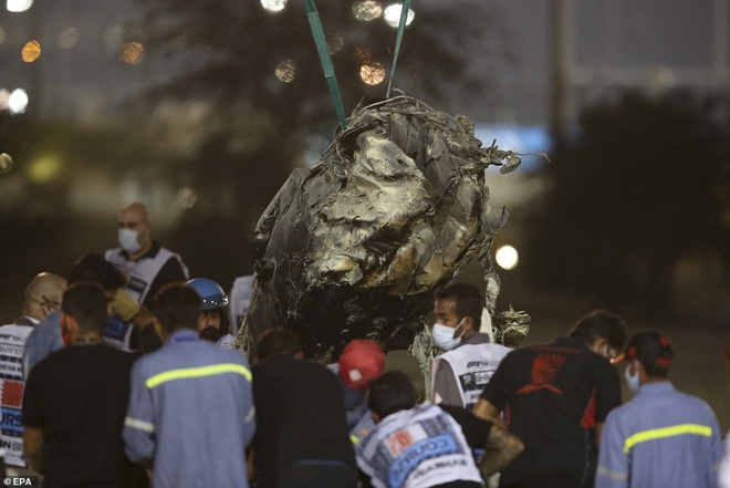 Tai nạn kinh hoàng ở chặng đua F1 Bahrain GP 2020 - Ảnh 3.