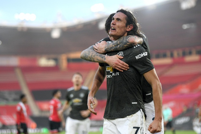 Cavani nhắc nhở về bài học của Sir Alex mà Solskjaer đã quên - Ảnh 3.