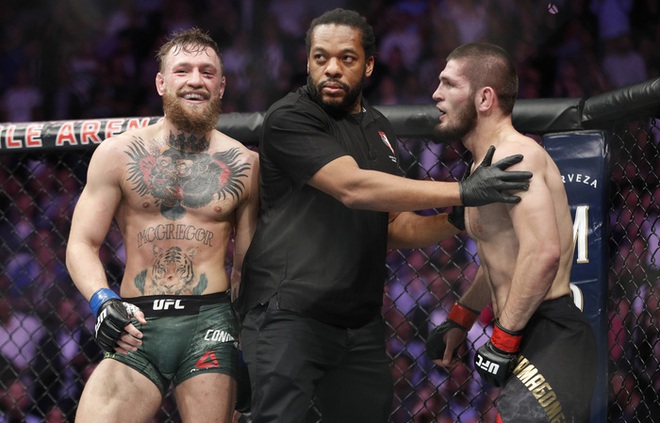 Lộ đoạn video ghi lại phản ứng của Khabib trong phòng thay đồ sau khi hạ McGregor: Tôi biết hắn ta sẽ không lết được qua hiệp 5 - Ảnh 2.